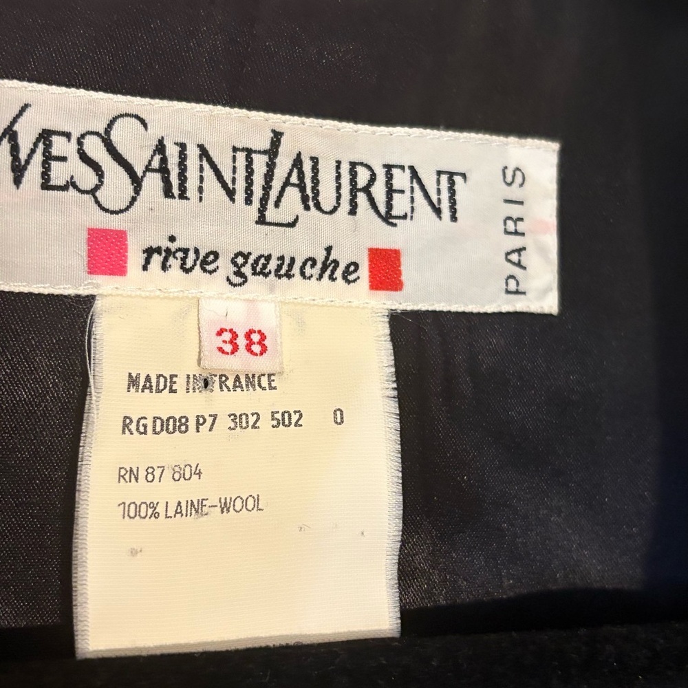YVES SAINT LAURENT Rive Gauche Vintage Black Wool Coat Sz 38 - Picture 7 of 7
